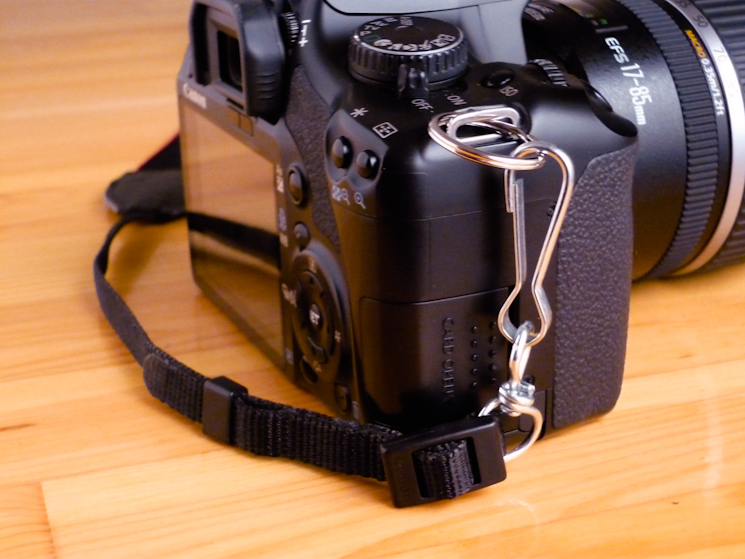 Tracolla Per Fotocamera Da 105 Cm – Sgancio Rapido Regolabile, In Poliestere Morbido, Compatibile Con DSLR E Mirrorless
