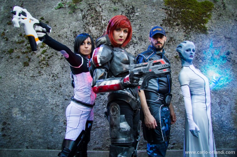 Miranda, Comandante Shepard, Joker e Liara tratti da Mass Effect 3.